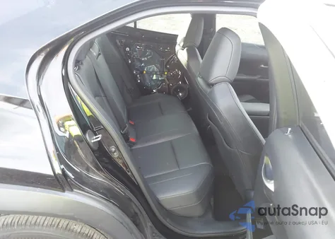 2021 Lexus Ux 200 z USA, uszkodzony, nr VIN JTHP3JBH7M2037733